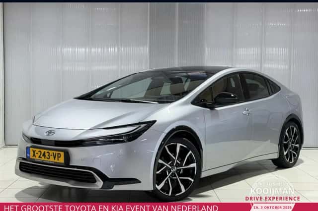 Toyota Prius (2024) thumbnail 1