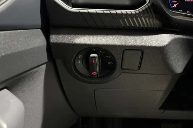 Volkswagen T-Cross (2020) thumbnail 2