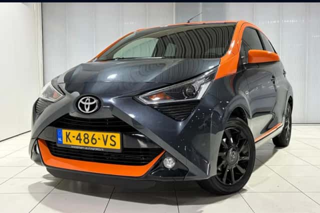 Toyota Aygo (2021) thumbnail 1