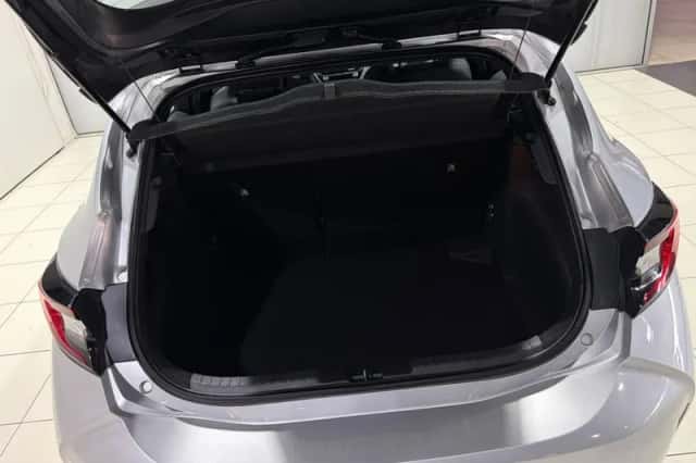 Toyota Corolla (2024) thumbnail 4