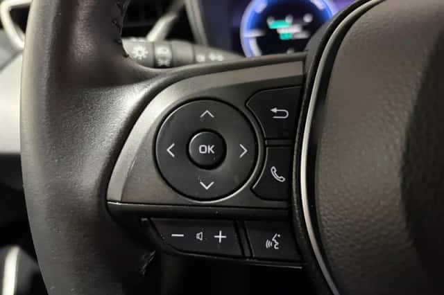 Toyota Corolla (2024) thumbnail 5