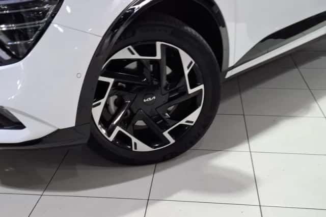 Kia Sportage (2022) thumbnail 2