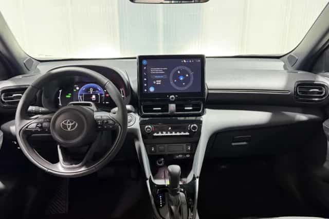 Toyota Yaris Cross (2026) thumbnail 3