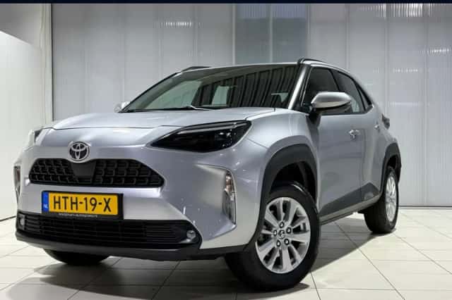 Toyota Yaris Cross (2025) thumbnail 1