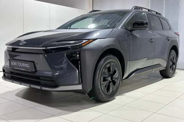 Toyota bZ4X (2026) thumbnail 2