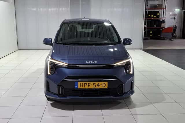Kia Picanto (2025) thumbnail 3