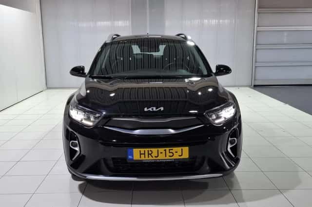 Kia Stonic (2025) thumbnail 4