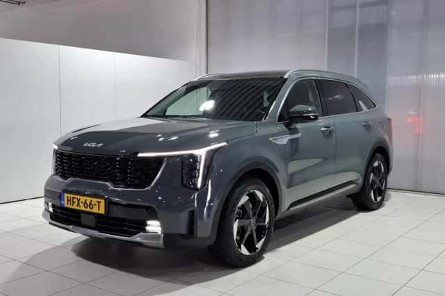 Kia Sorento (2025) thumbnail 5