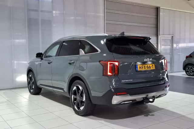 Kia Sorento (2025) thumbnail 6