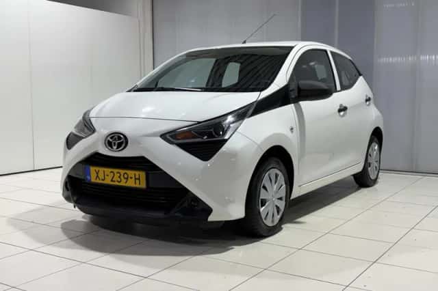 Toyota Aygo (2019) thumbnail 4