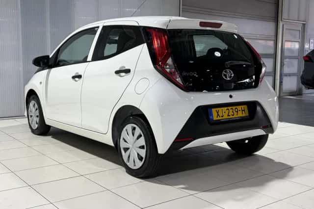 Toyota Aygo (2019) thumbnail 6