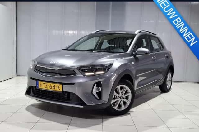 Kia Stonic (2025) thumbnail 1