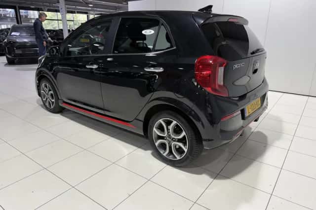 Kia Picanto (2021) thumbnail 5
