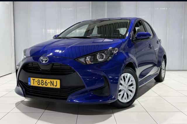 Toyota Yaris (2023) thumbnail 1