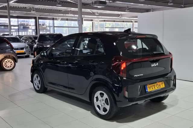 Kia Picanto (2025) thumbnail 6