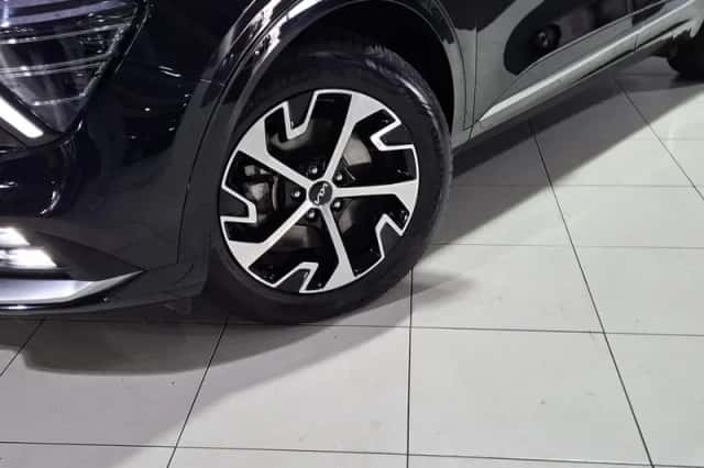 Kia Sportage (2024) thumbnail 2