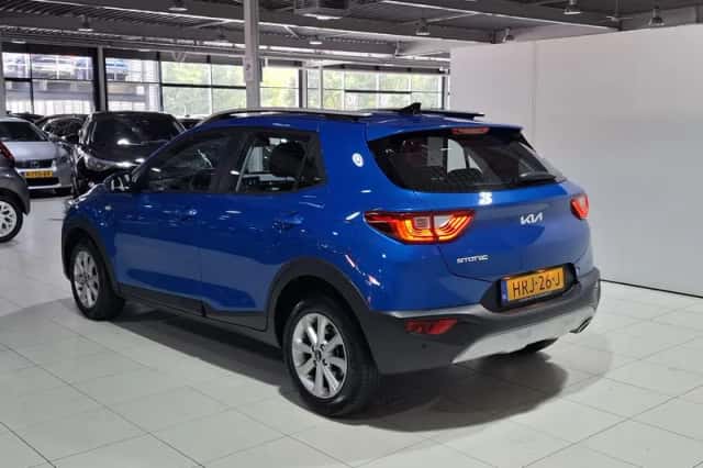 Kia Stonic (2025) thumbnail 6