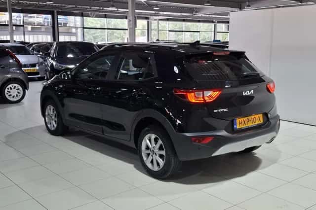 Kia Stonic (2025) thumbnail 6