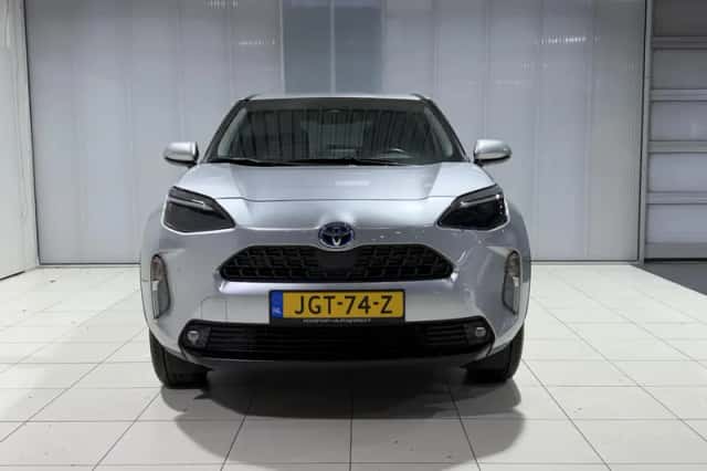 Toyota Yaris Cross (2024) thumbnail 6