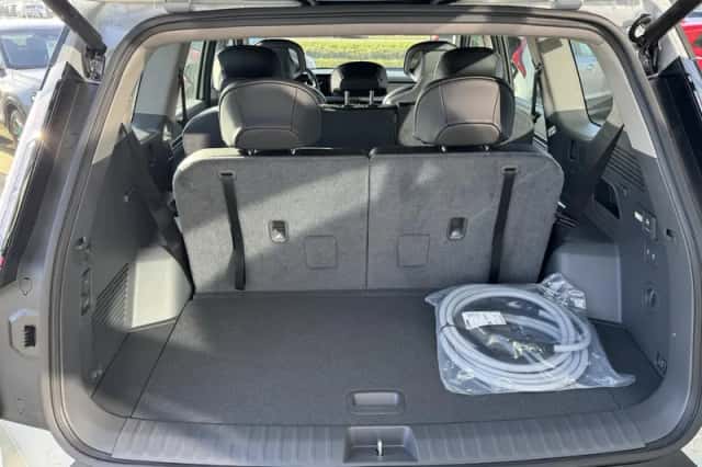 Kia EV9 (2026) thumbnail 5