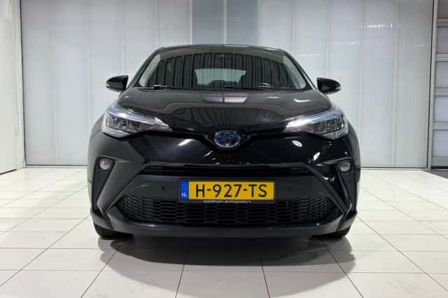 Toyota C-HR (2020) thumbnail 6