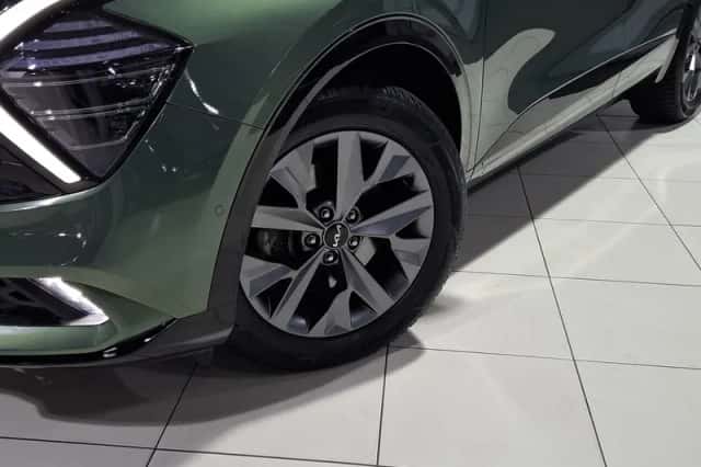Kia Sportage (2023) thumbnail 2