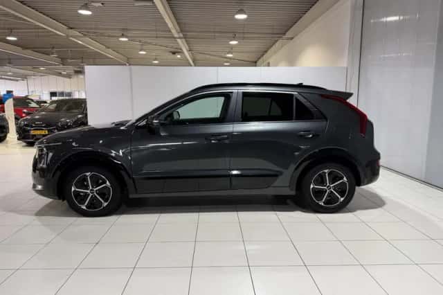 Kia Niro (2024) thumbnail 4