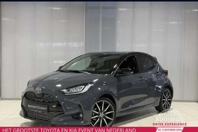 Toyota Yaris (2025) thumbnail 1