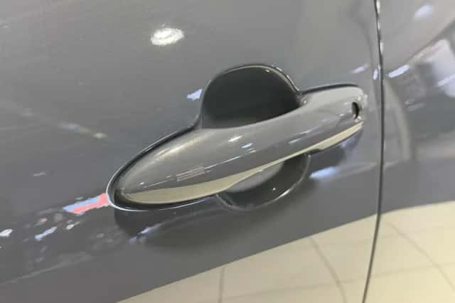 Toyota Yaris (2025) thumbnail 5