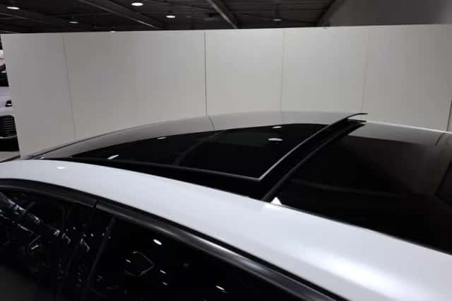 Kia ProCeed (2024) thumbnail 3