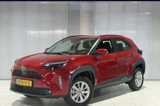 Toyota Yaris Cross (2025) thumbnail 1