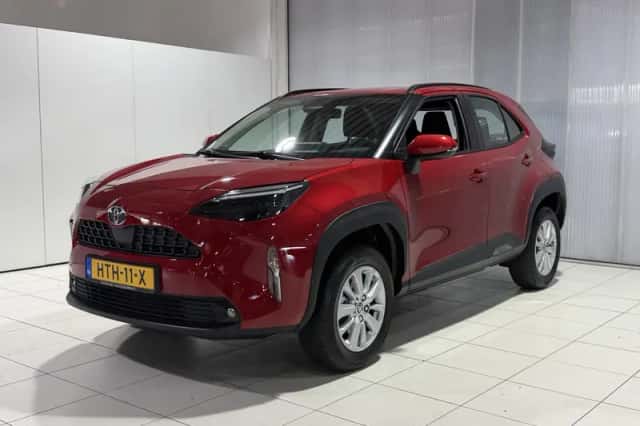 Toyota Yaris Cross (2025) thumbnail 4