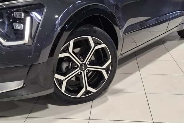 Kia Niro (2023) thumbnail 2