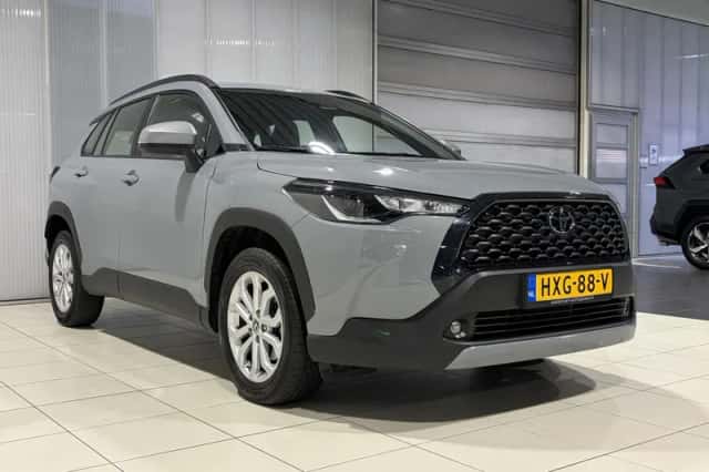 Toyota Corolla Cross (2025) thumbnail 2