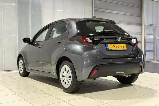 Toyota Yaris (2023) thumbnail 6