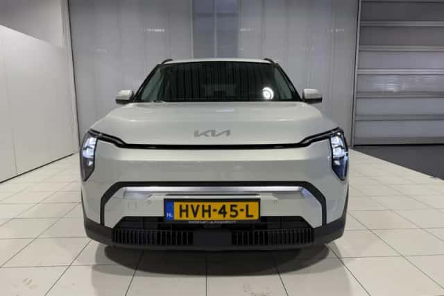 Kia EV3 (2025) thumbnail 2