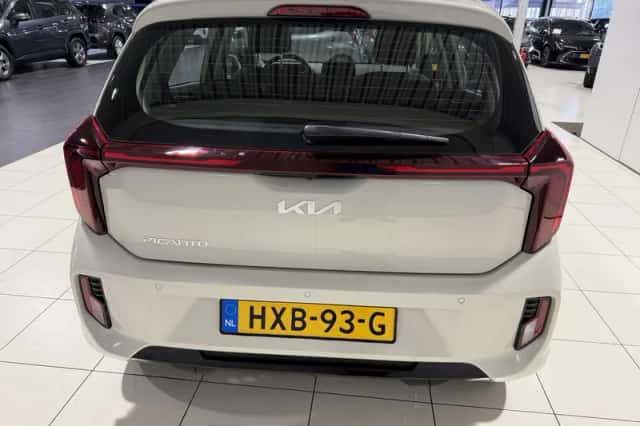 Kia Picanto (2025) thumbnail 6