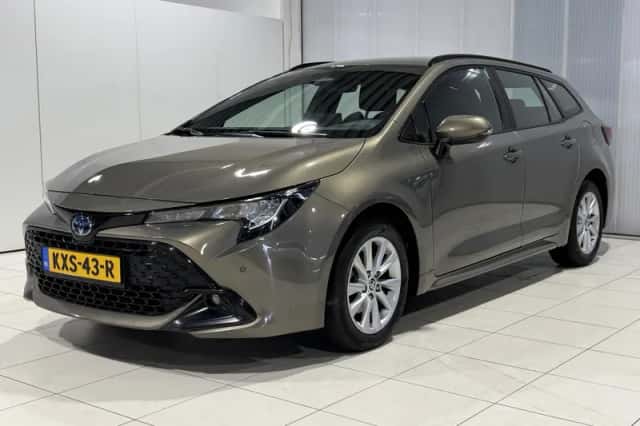 Toyota Corolla (2024) thumbnail 4