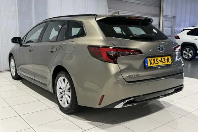 Toyota Corolla (2024) thumbnail 6
