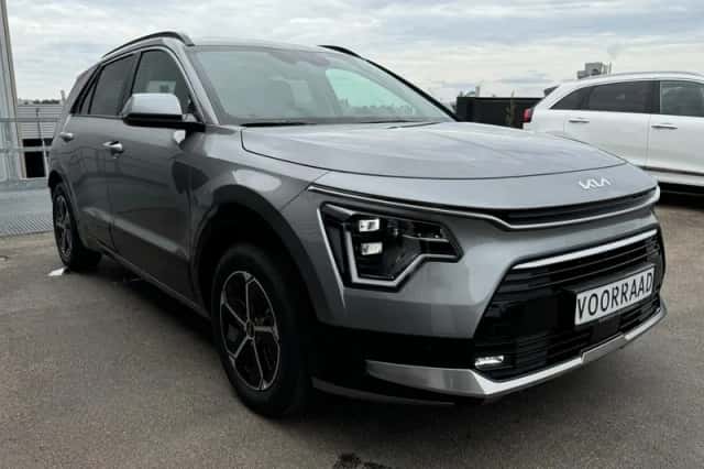 Kia Niro (2025) thumbnail 5