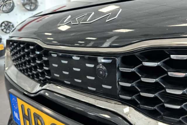 Kia Stinger (2022) thumbnail 2