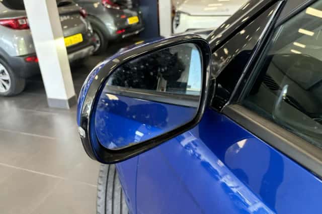 Kia Soul EV (2020) thumbnail 3