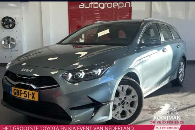 Kia Ceed (2024) thumbnail 1