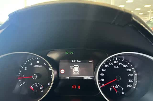 Kia Ceed (2018) thumbnail 4