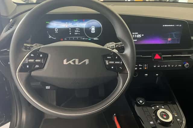 Kia Niro EV (2024) thumbnail 5