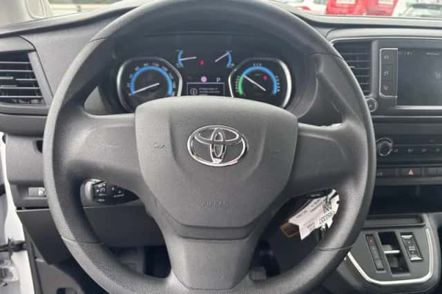 Toyota ProAce Electric Worker (2023) thumbnail 6