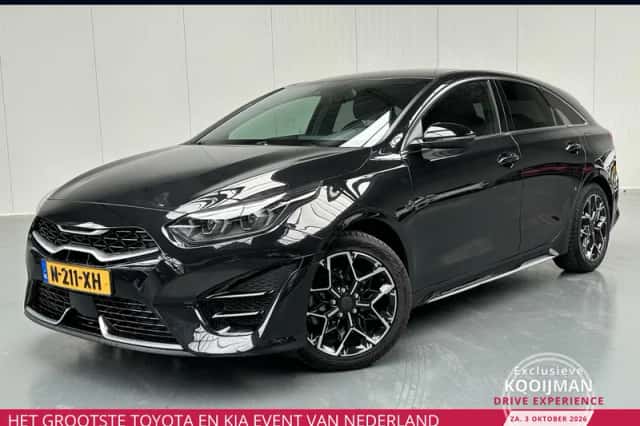 Kia ProCeed (2022) thumbnail 1
