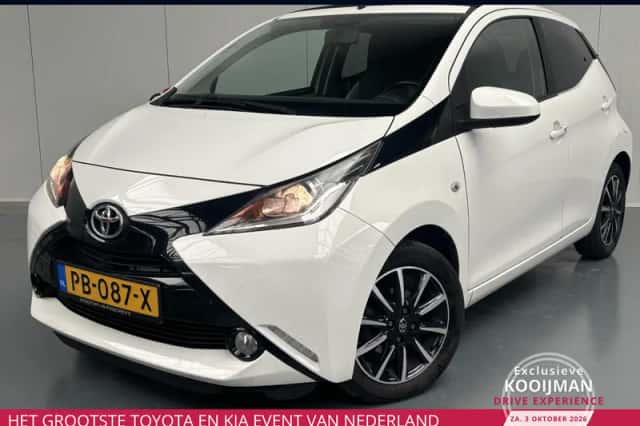 Toyota Aygo (2017) thumbnail 1