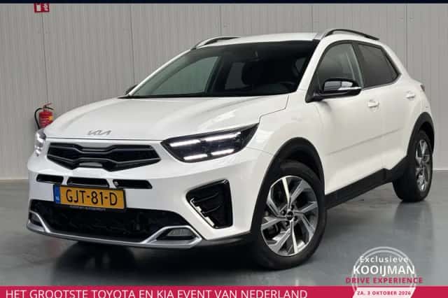 Kia Stonic (2024) thumbnail 1