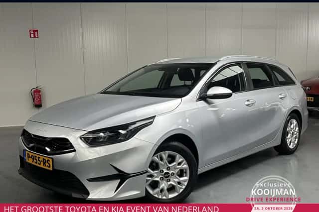 Kia Ceed (2022) thumbnail 1